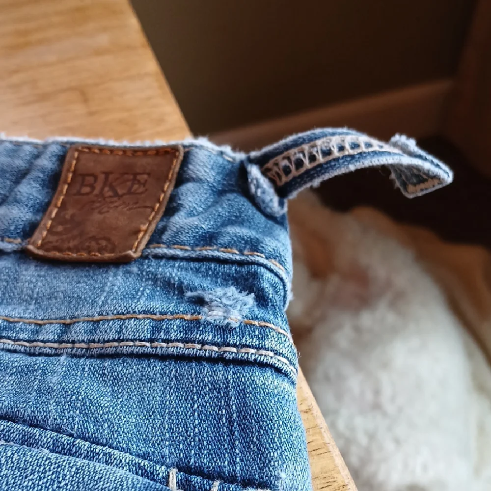 BKE Denim Starlite Blue Flare & Wide Leg Jeans with Distressed Details - Picture 11 of 15
